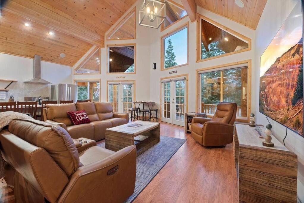 Canyon Country Chalet Duck Creek Village